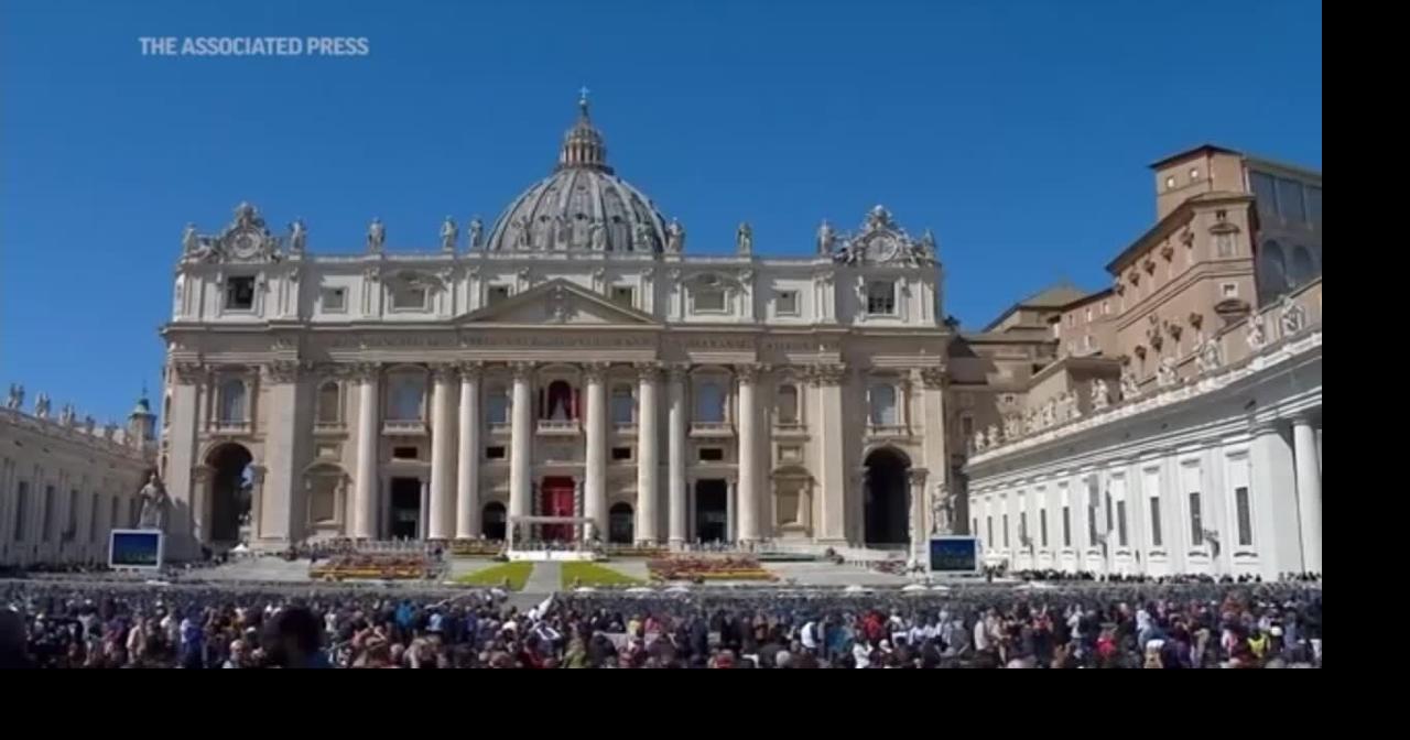 Pope Francis prays for peace in N. Ireland, Ukraine