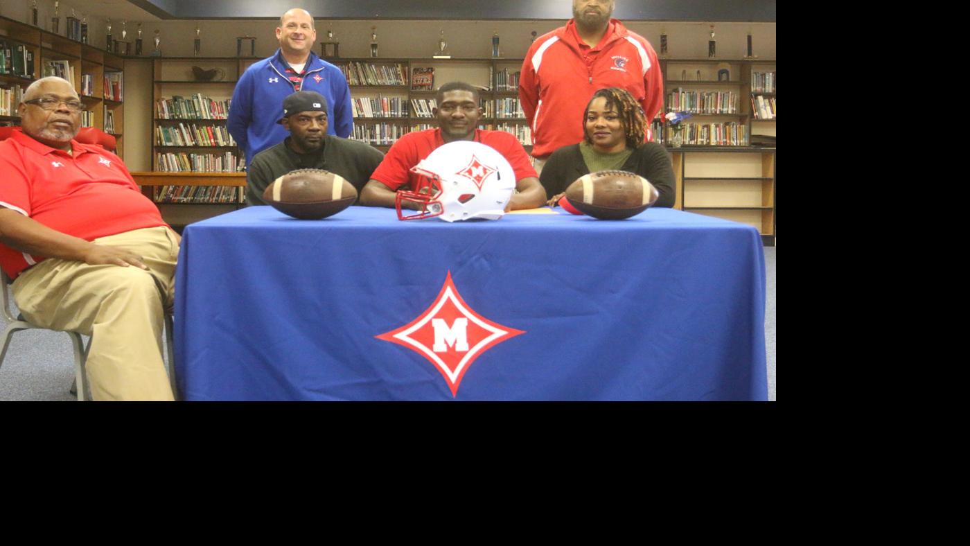 Mullins Phillips Signs To Play Football At Limestone College