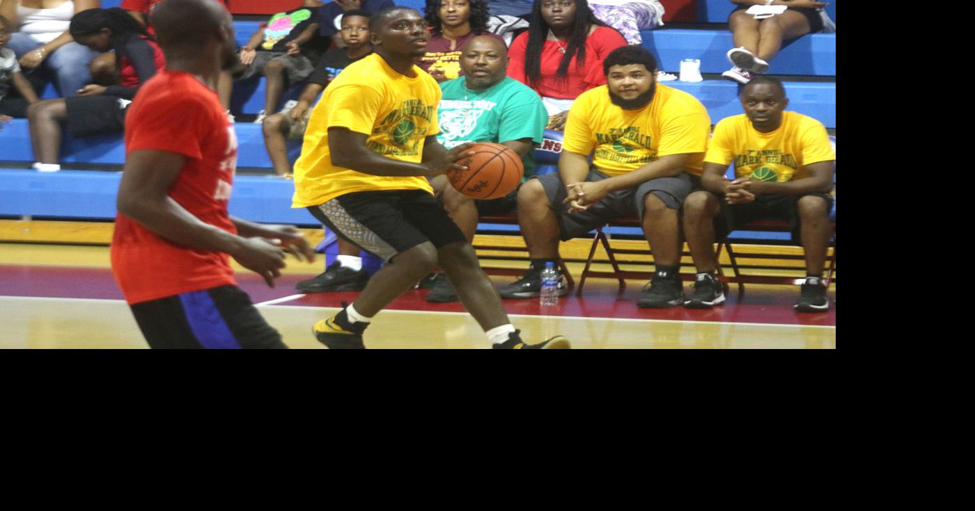 Coach Mark Gerald Annual Marion County Alumni Basketball Game is a slam