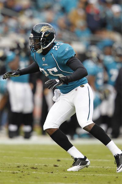 Former Lamar Athlete NFL Player Hamlin Hosting Football Camp 