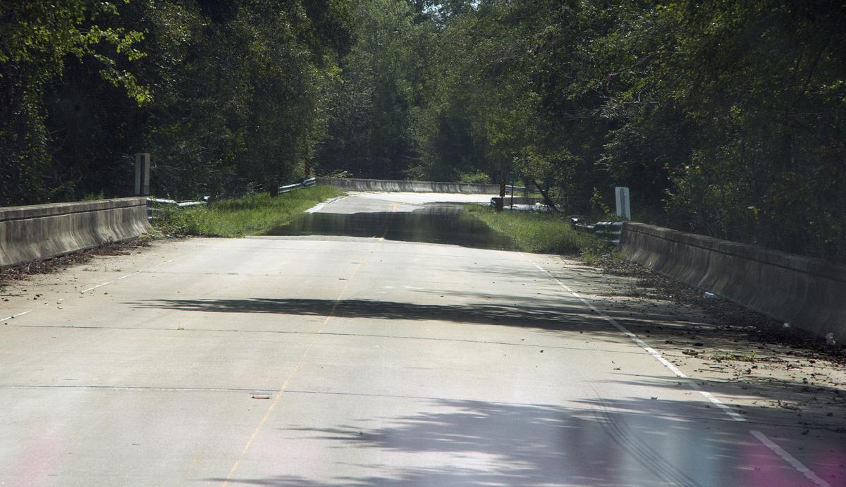 Lynches River heads for Saturday crest, residents evacuate Local News