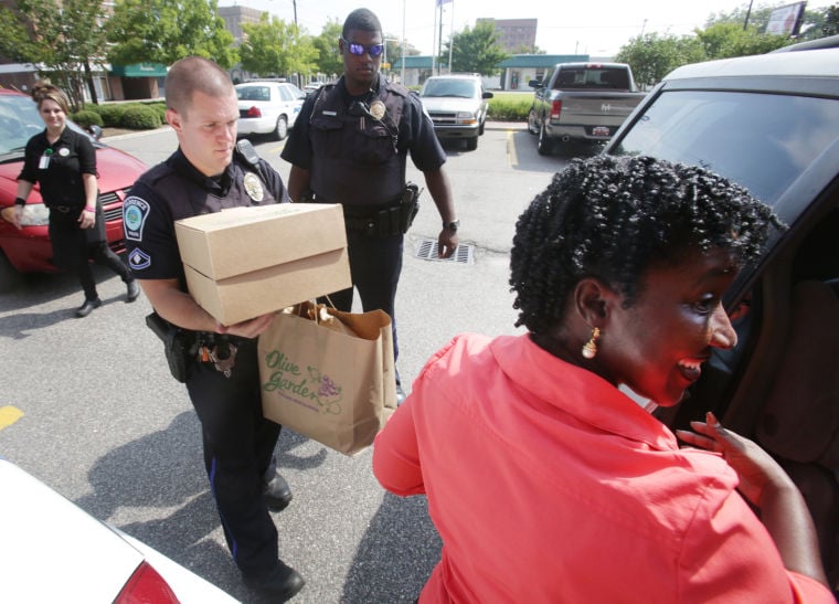 Florence Police Firefighters Get Labor Day Thank You Lunch