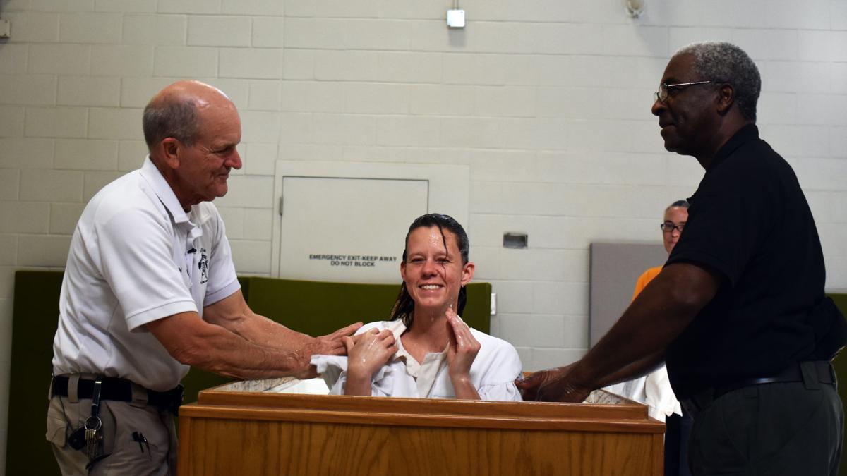 Florence County Detention Center Holds 1 000th Inmate Baptism