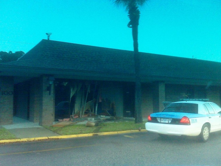 Myrtle Beach police investigate vehicle crash into office building