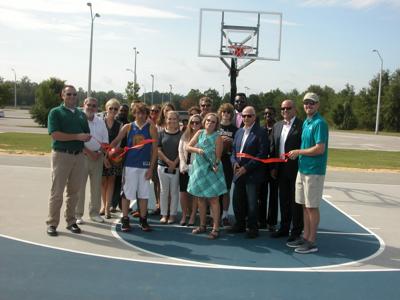 Hartsville Opens Outdoor Basketball Court At Byerly Park Pee Dee