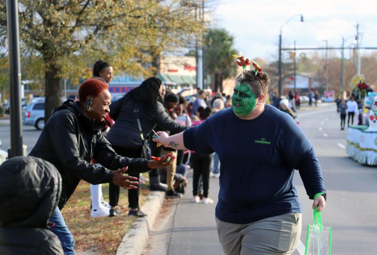Parade brings Christmas spirit to downtown Hartsville