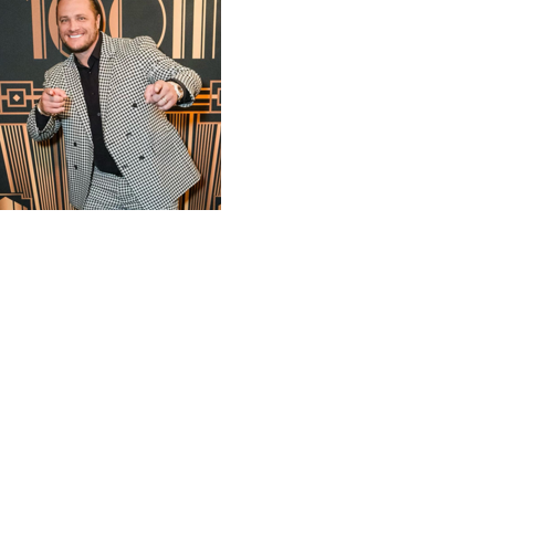 Scottsdale restaurant mogul pleads guilty to swindle