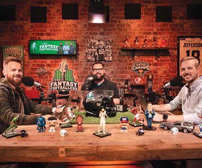 Andy Holloway & Mike Wright are LIVE answering fantasy football questions!  (+ Exclusive UDK Code) 
