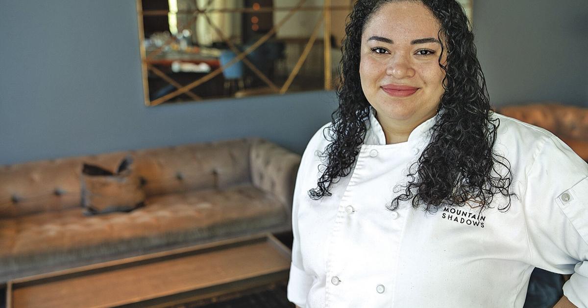 Chef’s Cooking Please Photovoltaic Resort | Food & Beverage