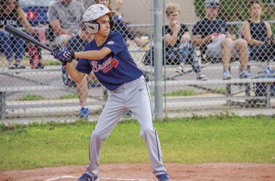 Teen pitches new batting gloves