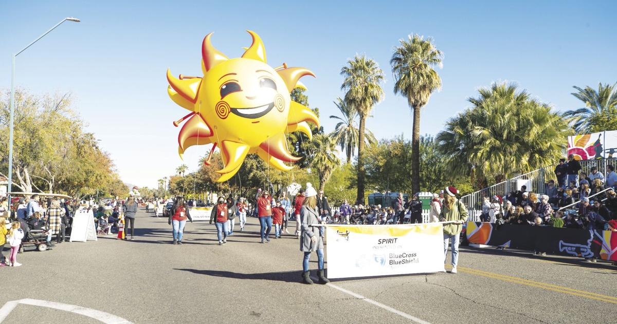 Unterhaltung in Scottsdale bereichert die Fiesta Bowl Parade | Kunst und Unterhaltung Unterhaltung in Scottsdale bereichert die Fiesta Bowl Parade | Kunst und Unterhaltung