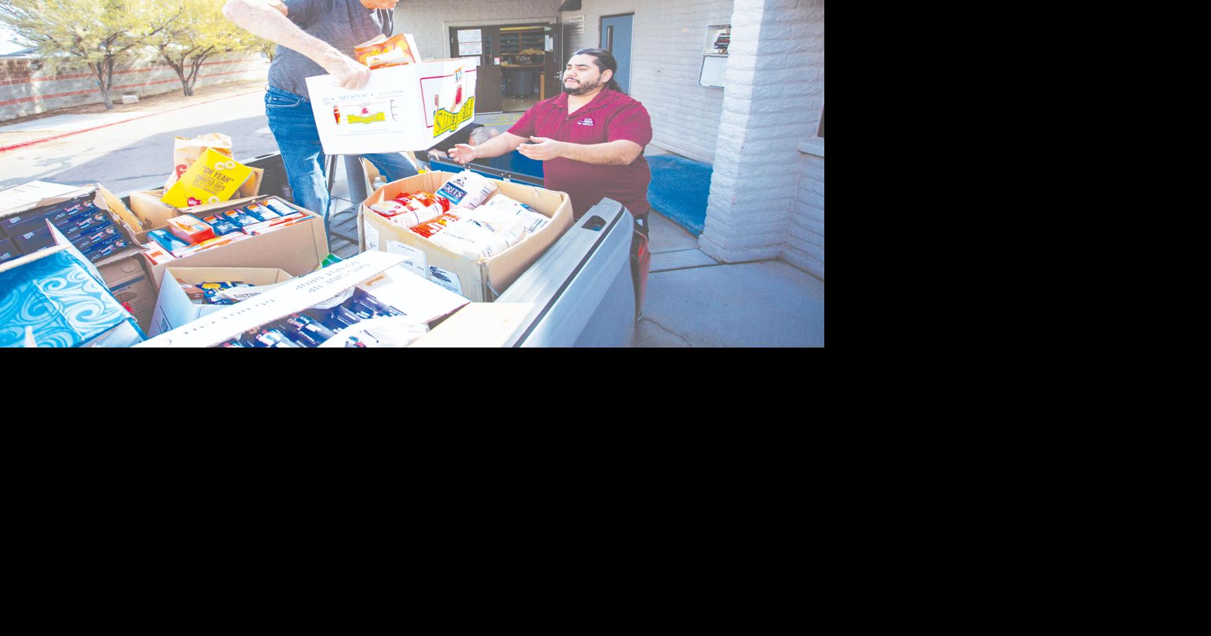 Scottsdale senior softball pitches in for food banks Neighbors