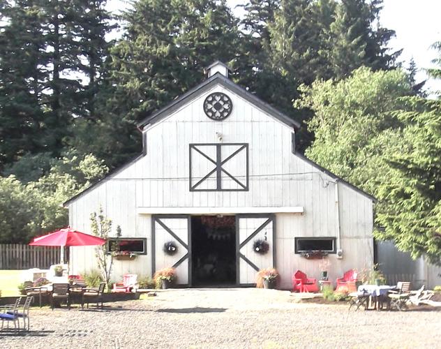 Gearhart barn owner fires back