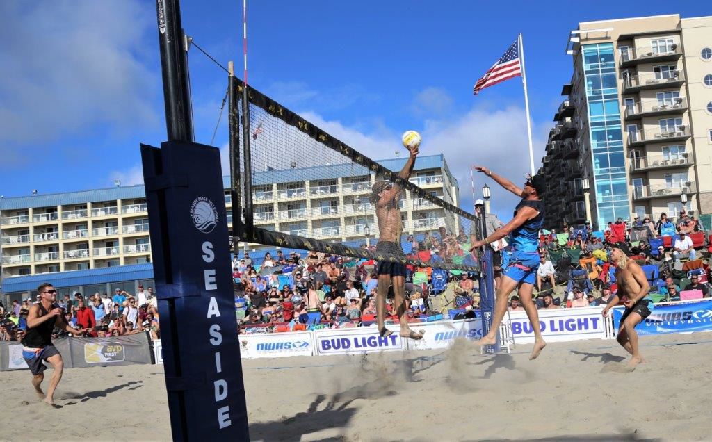 Seen from Seaside From the start, Seaside beach volleyball 'a smashing