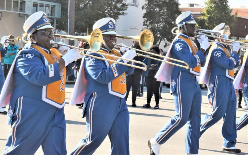 Selma Christmas Parade draws huge crowd Archives