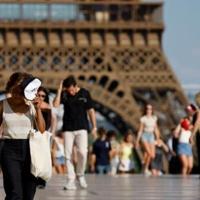 Europe on high alert as surprise early heatwave creeps north