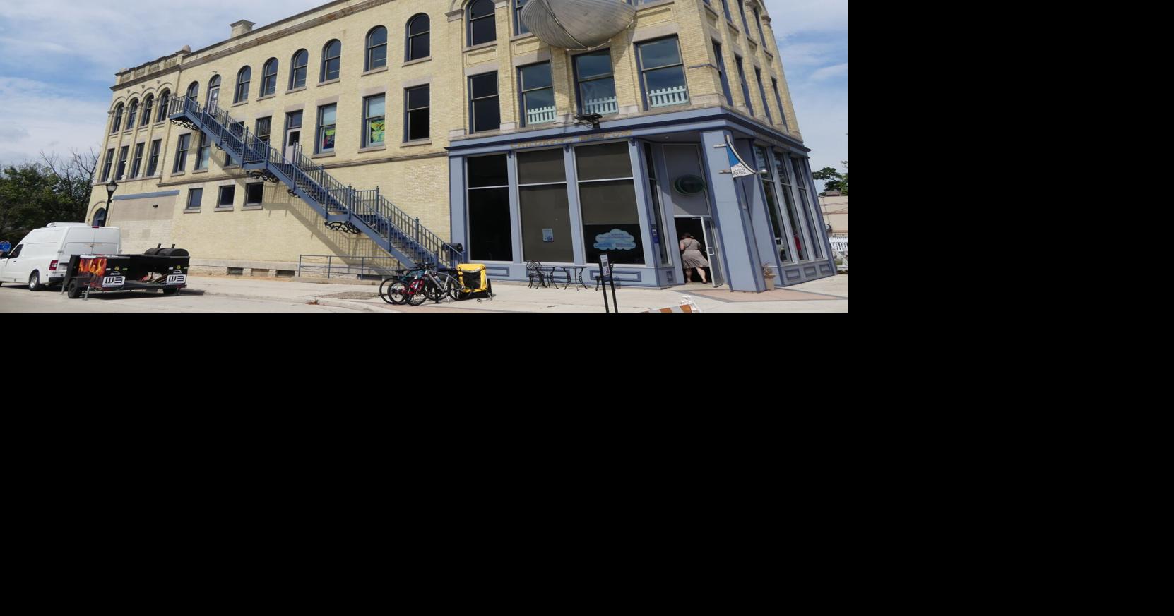 Above and Beyond Children's Museum participates in Milwaukee Brewers BCF Museum Days