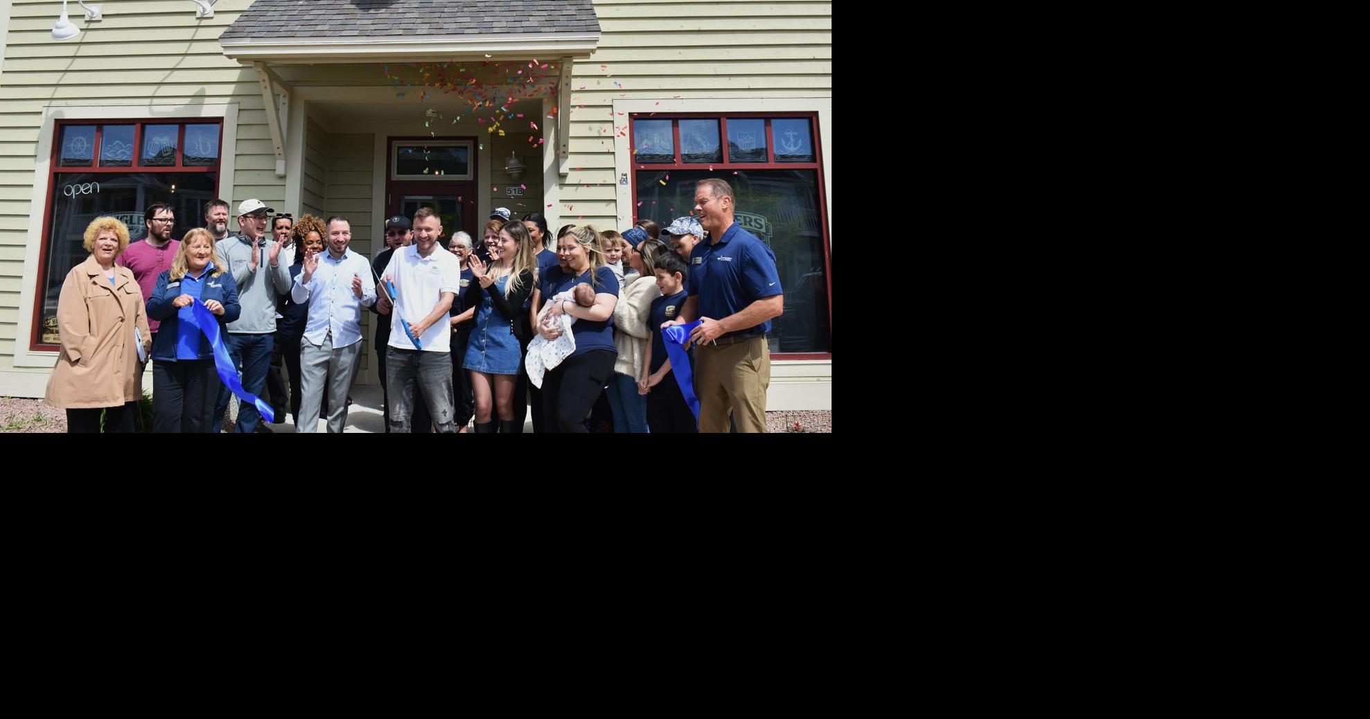 Anglers Pub Owners Celebrate Ribbon Cutting on Sheboygan’s South Pier