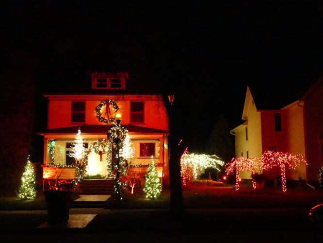 Sheboygan holiday lights gallery 2