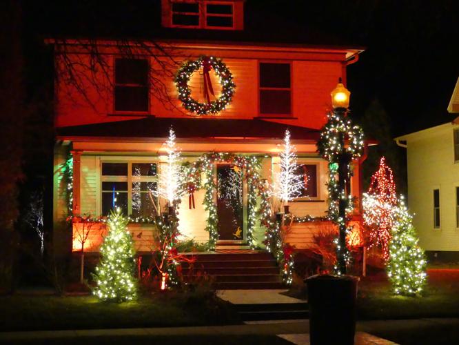 Sheboygan holiday lights gallery 2