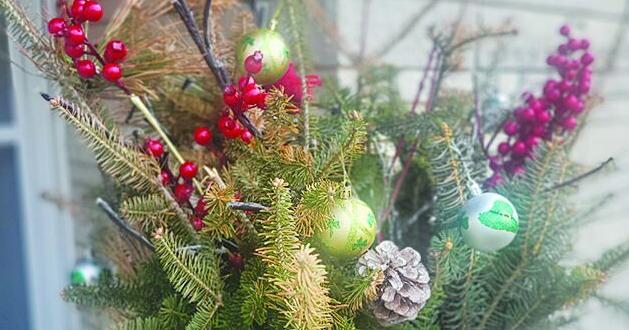 MEALS WITH MARGE: Porch pot serves multiple holidays