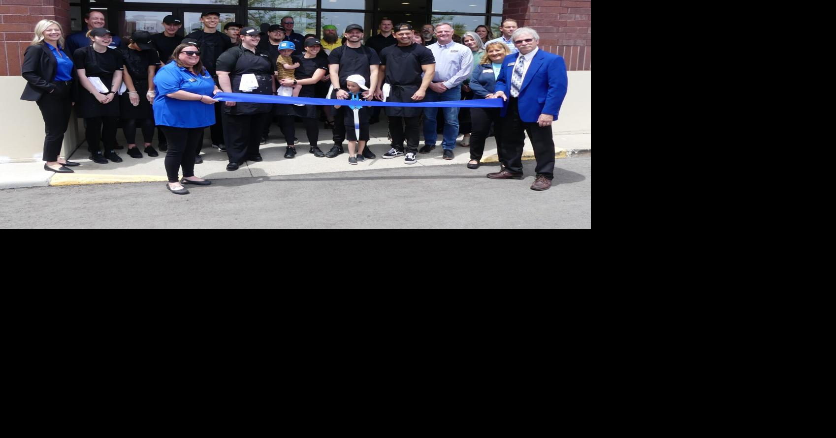 Crumbl Cookies holds ribboncutting Wednesday, with grand opening to