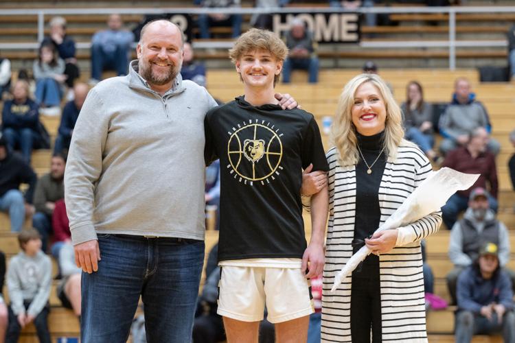Shelbyville boys honor four on senior night | Sports | shelbynews.com