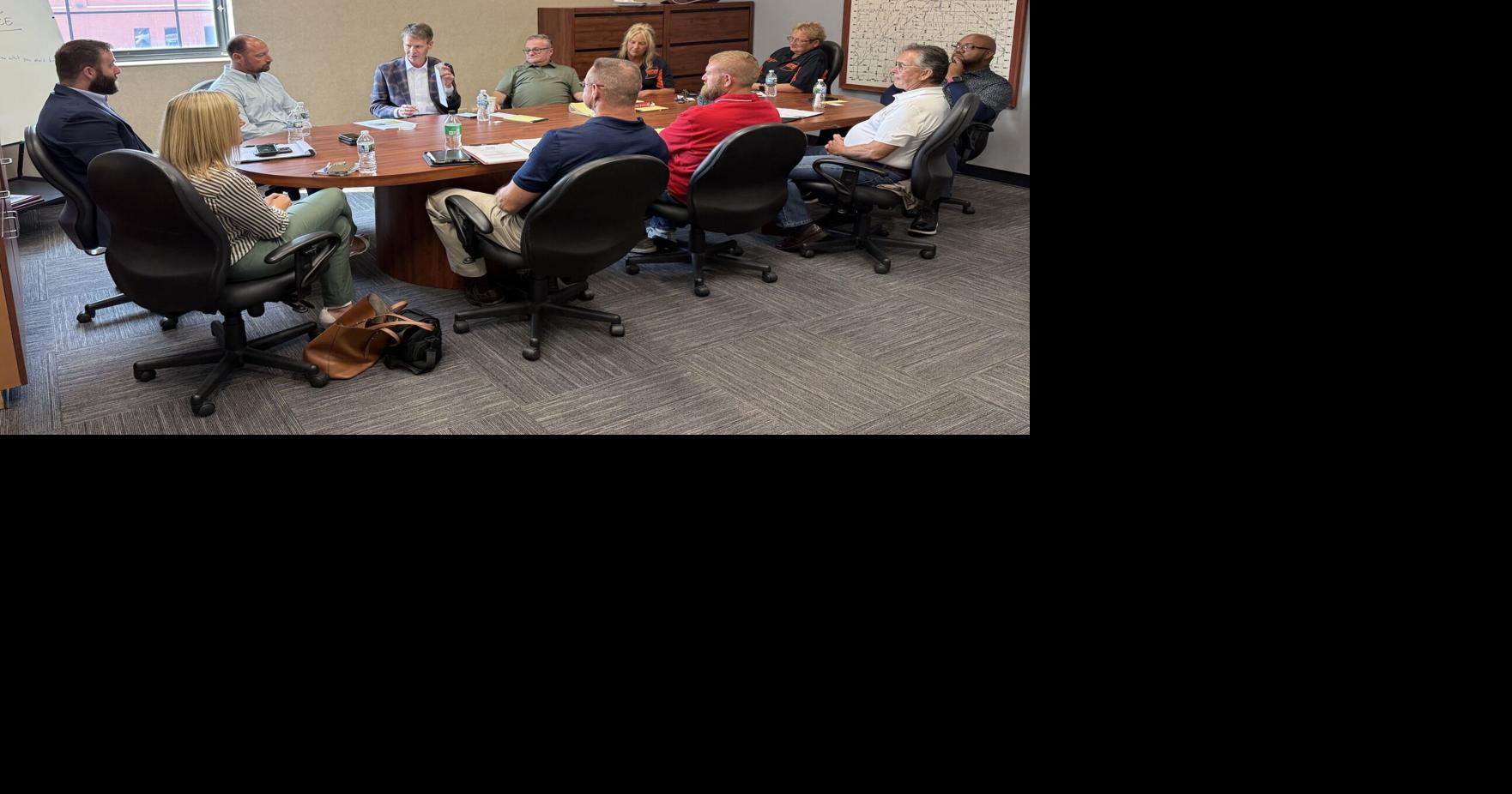 Shreve hears concerns at Veterans Roundtable event