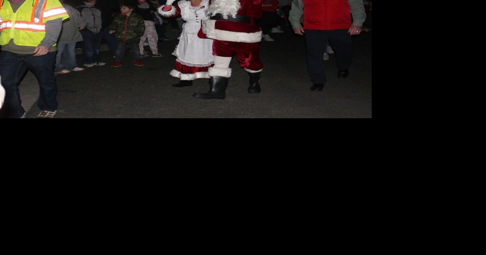 Christmas In The City Parade 2022 Jennings County Indiana Christmas Celebration Debuts Remodeled Public Square | News | Shelbynews.com