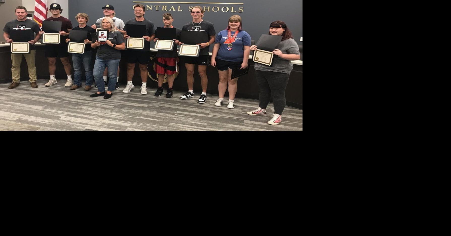 Shelbyville school board recognizes Plane Pull Challenge champions