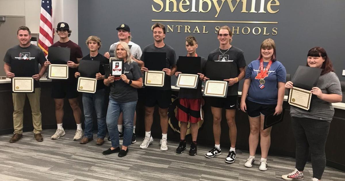 Shelbyville school board recognizes Plane Pull Challenge champions