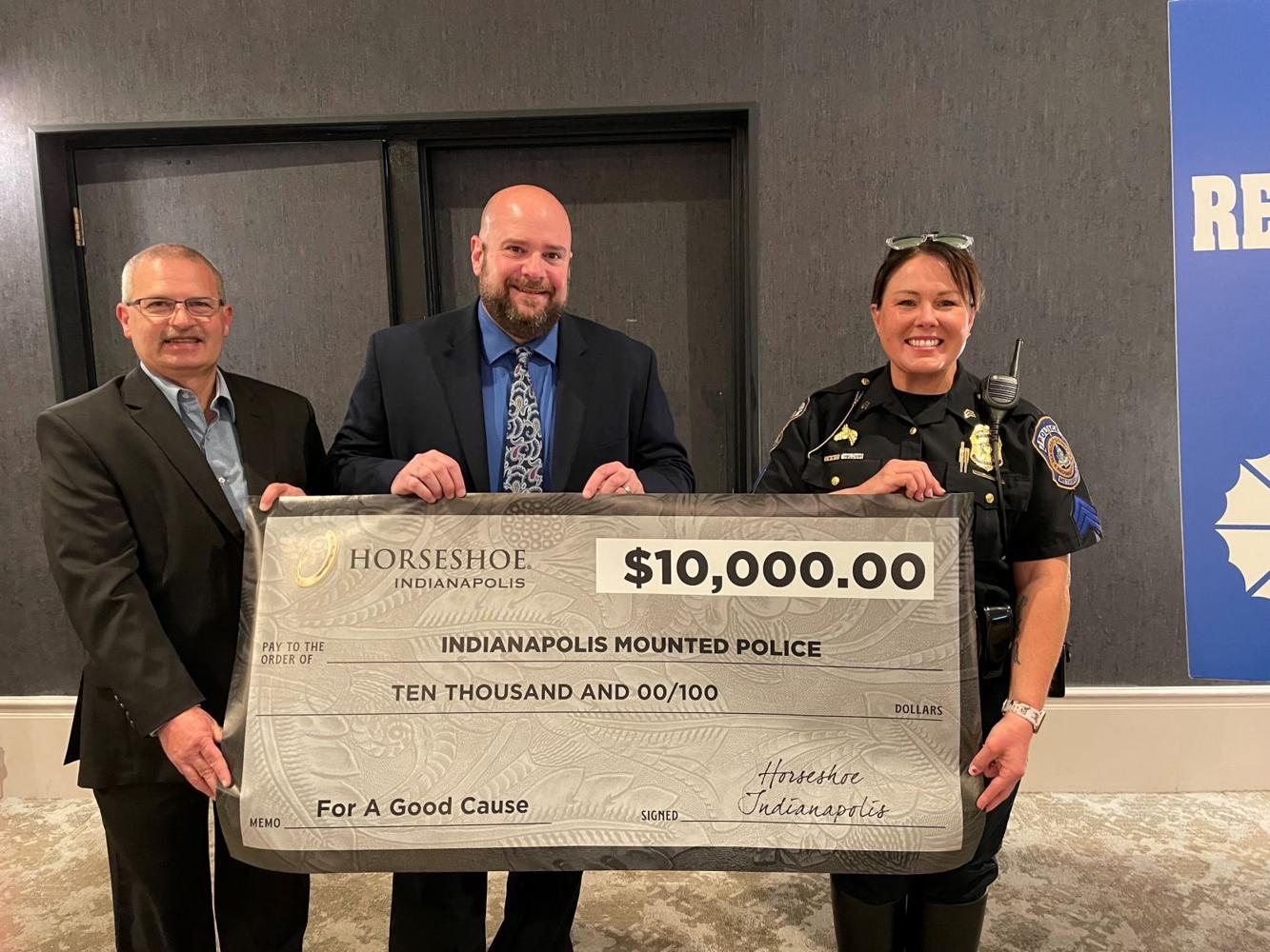 Horseshoe Indianapolis donates 10,000 to Indianapolis Mounted Patrol