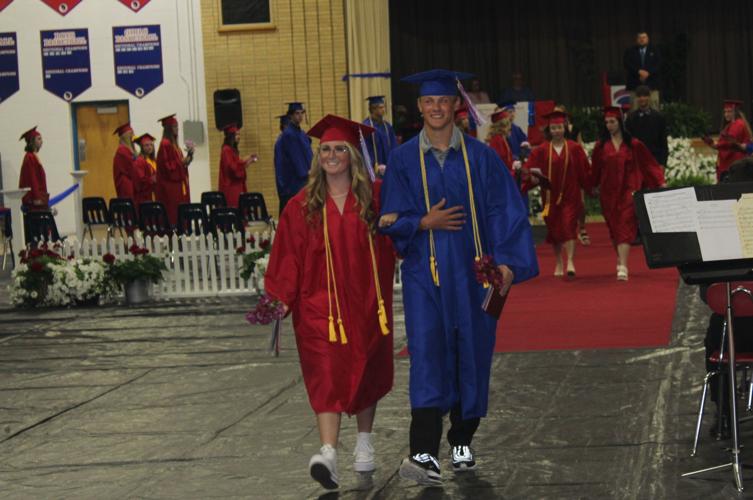 Swhs Graduation SW valedictorian, salutatorian encourage classmates to live in present ...