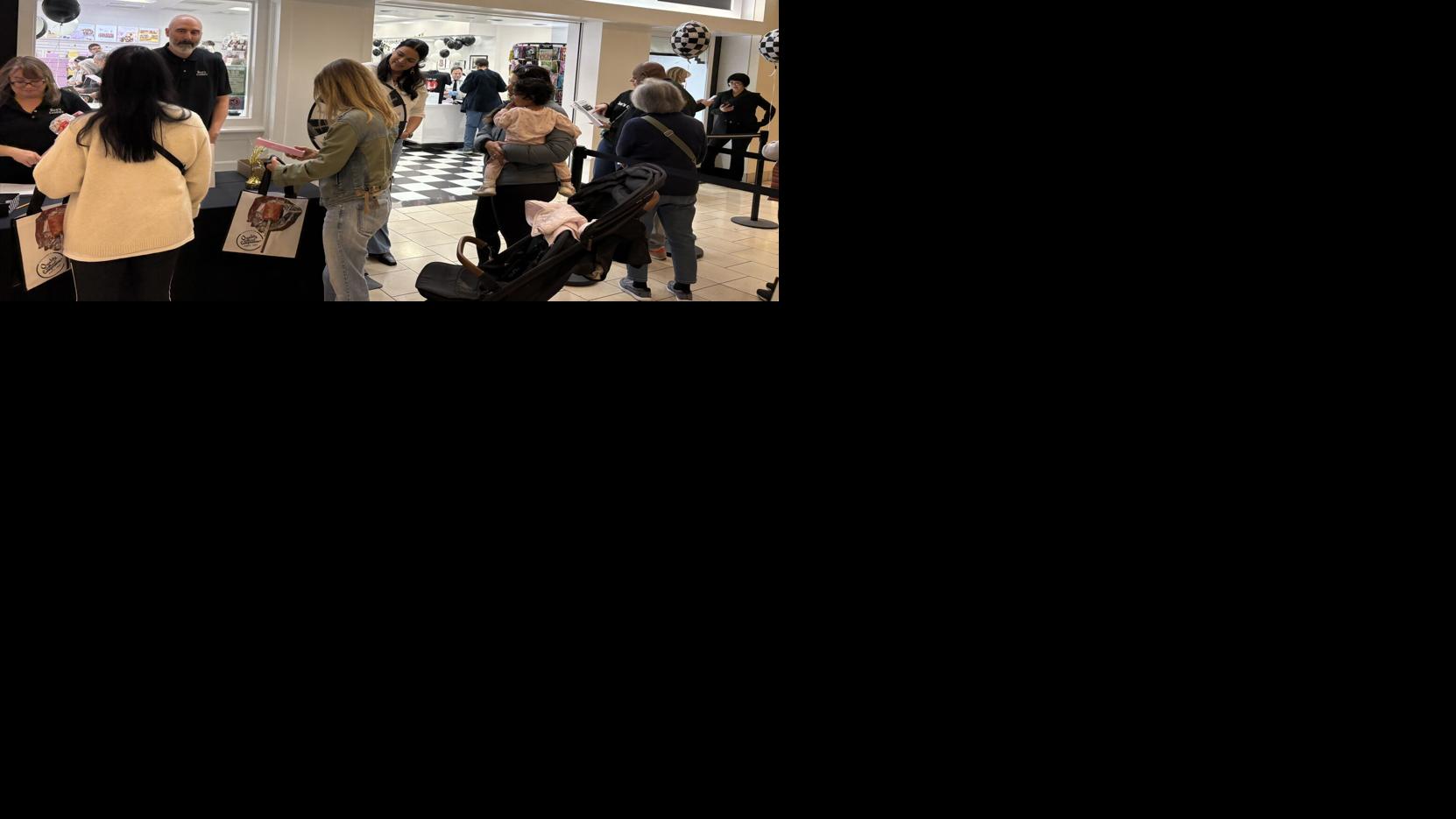 See’s Candies at Hillsdale Shopping Center celebrates 70 years: San Mateo location opened just after mall was constructed