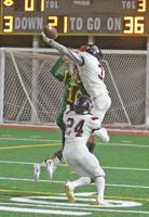 Aragon Dons emerge to take down Capuchino High School football