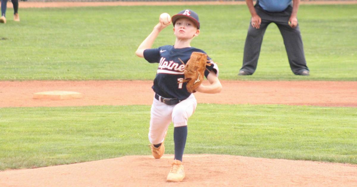 Alpine baseball Keegan Wolf