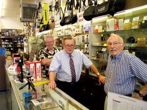 Trade slumps on 25th