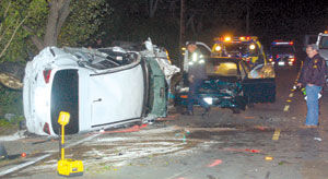 Man dies in crash on Woodside Road