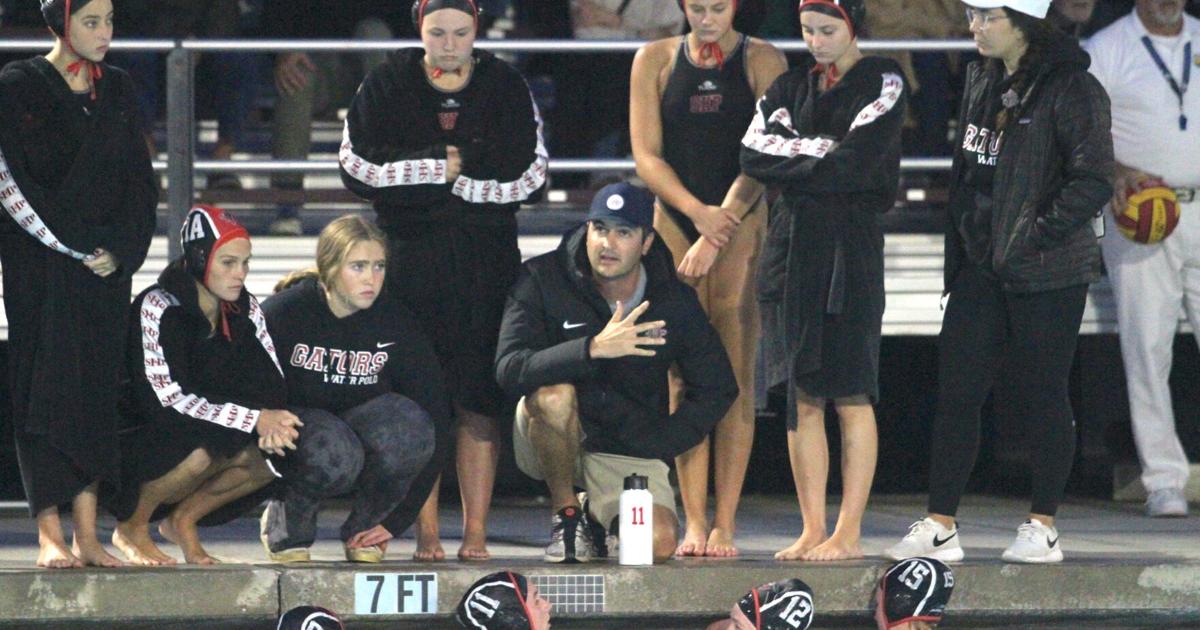 Jamie Frank on deck as Menlo School's new girls' water polo coach Former SHP coach moves down Valparaiso Avenue to lead Knights