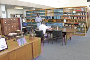 Law library’s fate in doubt: Drop in funding limits services to local attorneys, the general public