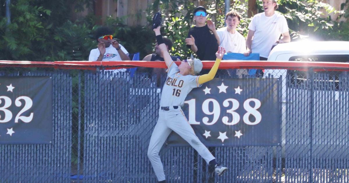 Menlo baseball William Larson
