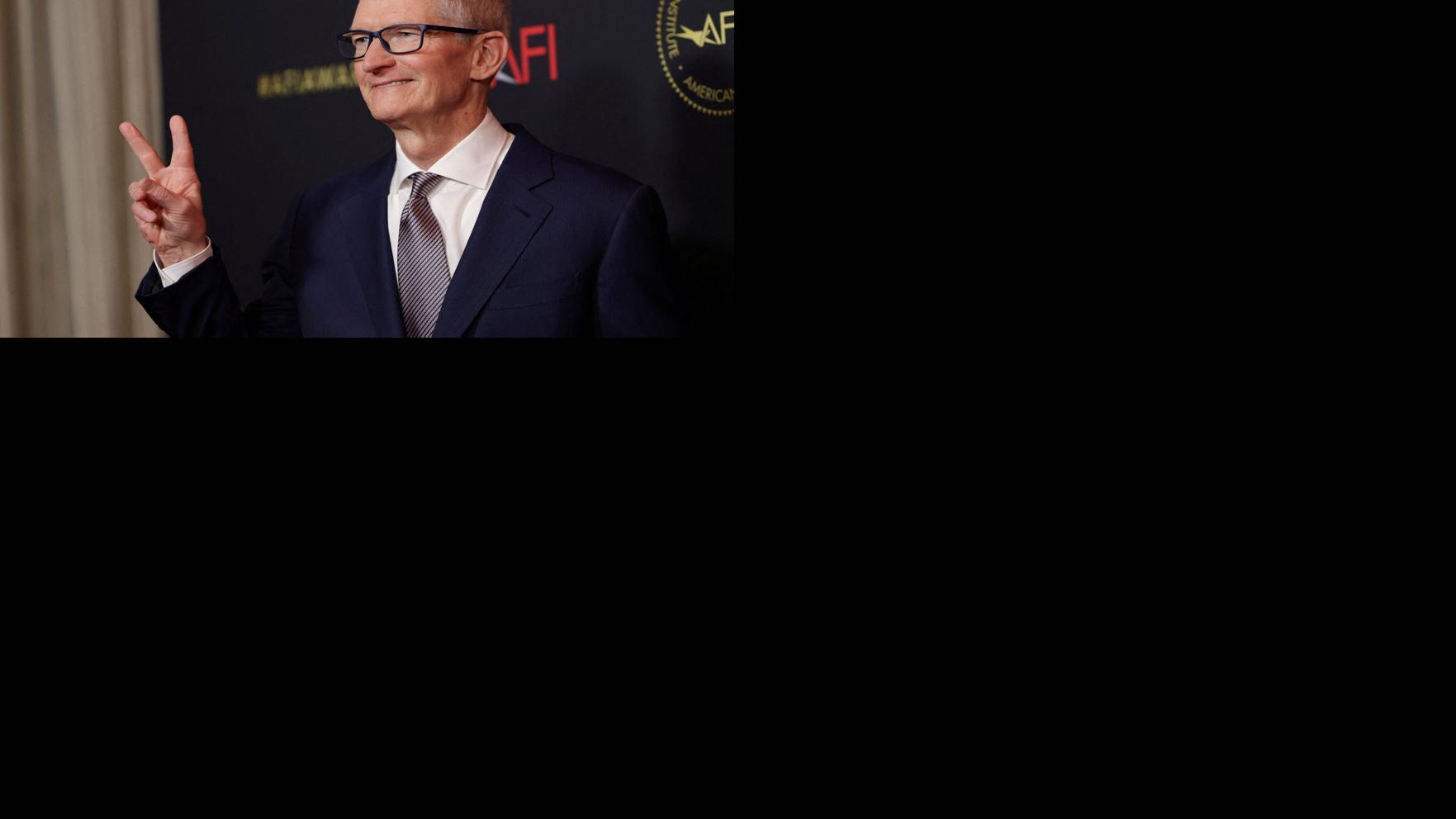 Tim Cook will step down as Apple CEO and hand reins over to the iPhone maker's hardware leader