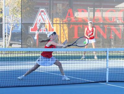 Burlingame tennis: Bailey and Ali Endicott