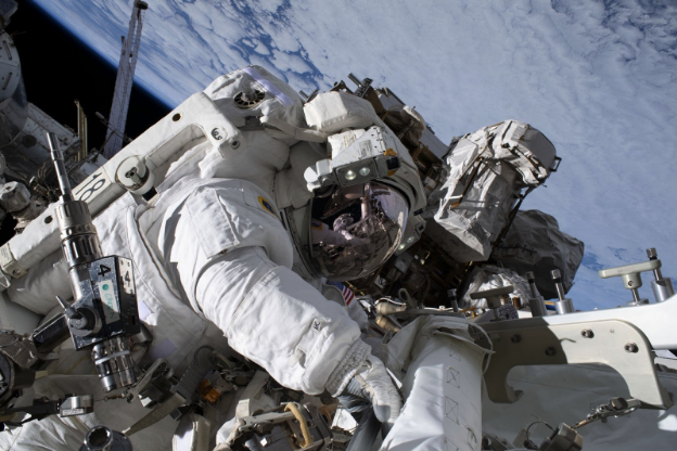 Aerospace Engineer Salary, Job Overview and Career Opportunities