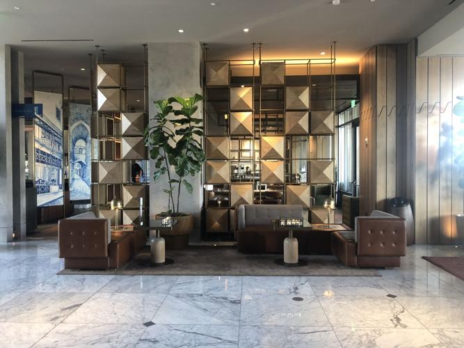 hotel nia_lobby.jpeg