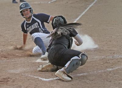 Carlmont softball