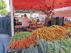 New farmers’ market launches: San Carlos moves Hot Harvest Nights to Sunday mornings