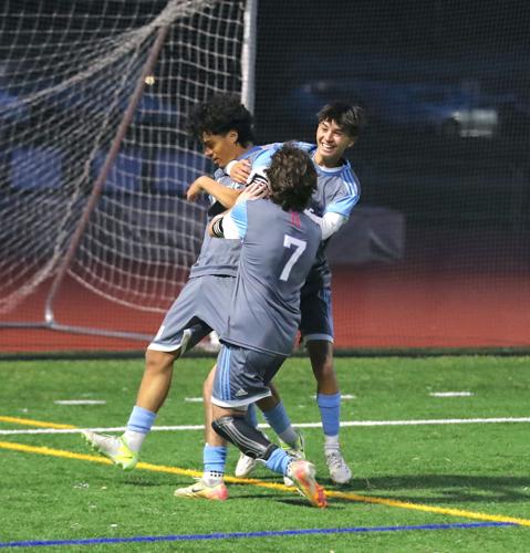 Hillsdale soccer: Chris Lopez