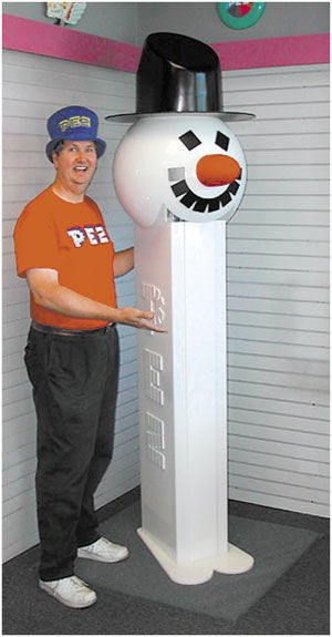 Museum makes world's largest Pez dispenser