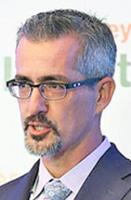 Half Moon Bay may make parklets permanent